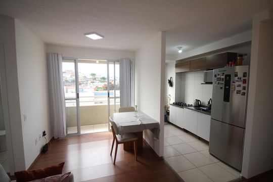 Sala de apartamento para alugar com 2 quartos, 53m² em Novo Riacho, Contagem