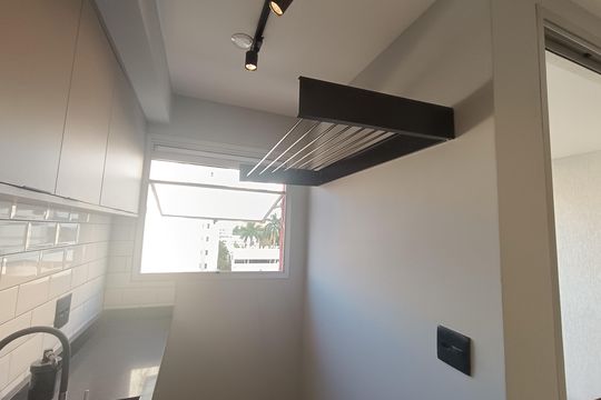 Cozinha de apartamento para alugar com 1 quarto, 39m² em Super Quadra Morumbi, São Paulo