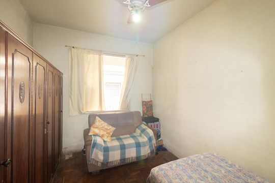 Quarto de casa à venda com 1 quarto, 56m² em Campo Grande, Rio de Janeiro