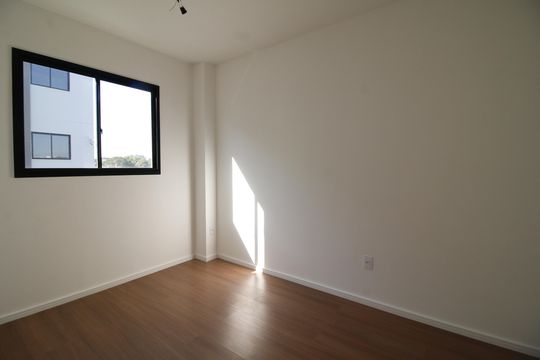 Quarto 2 de apartamento à venda com 2 quartos, 48m² em Barra Olímpica, Rio de Janeiro