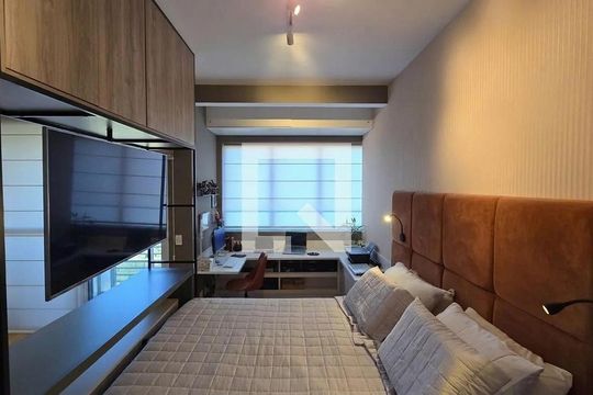 Quarto de kitnet/studio à venda com 1 quarto, 45m² em Centro de Apoio I (Alphaville), Santana de Parnaíba