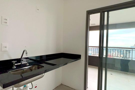 Cozinha de apartamento à venda com 2 quartos, 56m² em Vila Anglo Brasileira, São Paulo