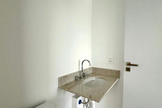 Banheiro da Suíte de apartamento à venda com 2 quartos, 56m² em Vila Anglo Brasileira, São Paulo