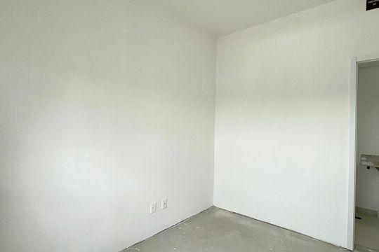 Suite de apartamento à venda com 2 quartos, 56m² em Vila Anglo Brasileira, São Paulo
