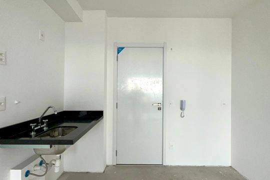 Cozinha de apartamento à venda com 1 quarto, 37m² em Vila Anglo Brasileira, São Paulo