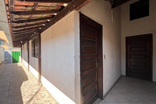 Corredor de apartamento para alugar com 2 quartos, 55m² em Novo Progresso, Contagem