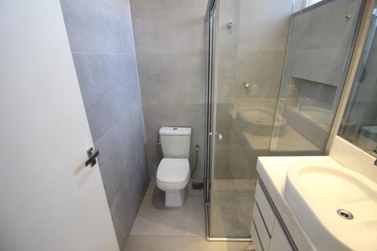 Banheiro de apartamento para alugar com 3 quartos, 93m² em Tirol, Contagem