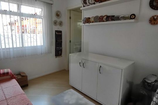 Casa à venda com 3 quartos, 320m² em São Braz, Curitiba