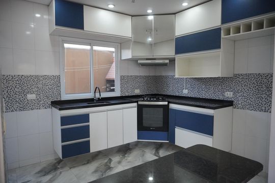 Cozinha de casa de condomínio à venda com 2 quartos, 124m² em Jardim Rancho Alegre, Barueri