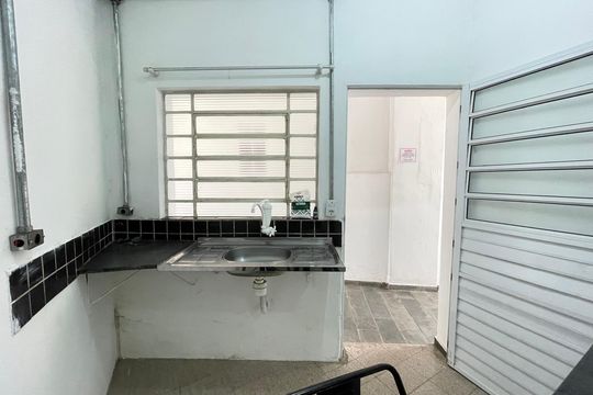 Studio de kitnet/studio para alugar com 1 quarto, 20m² em Jardim das Vertentes, São Paulo