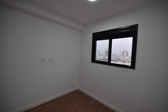 Quarto 2 de apartamento para alugar com 2 quartos, 43m² em Vila Gustavo, São Paulo