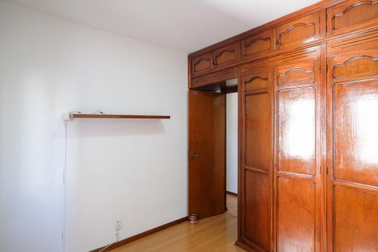 Quarto 1 de apartamento para alugar com 2 quartos, 57m² em Olímpico, São Caetano do Sul