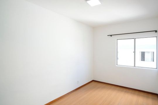 Sala de apartamento para alugar com 2 quartos, 57m² em Olímpico, São Caetano do Sul