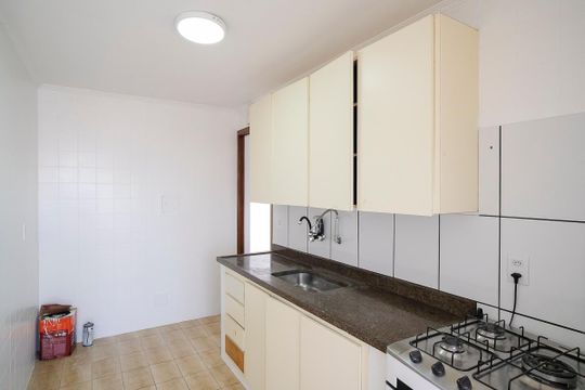 Cozinha de apartamento para alugar com 2 quartos, 57m² em Olímpico, São Caetano do Sul
