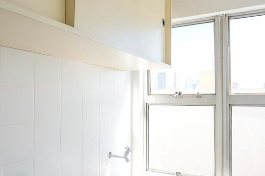 Área de serviço de apartamento para alugar com 2 quartos, 57m² em Olímpico, São Caetano do Sul