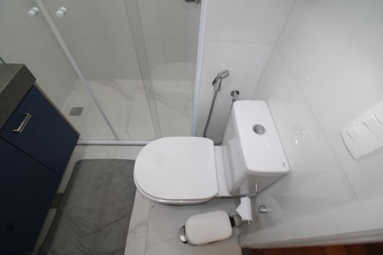 Banheiro 2 de apartamento à venda com 3 quartos, 121m² em Conjunto Residencial Santa Terezinha, São Paulo