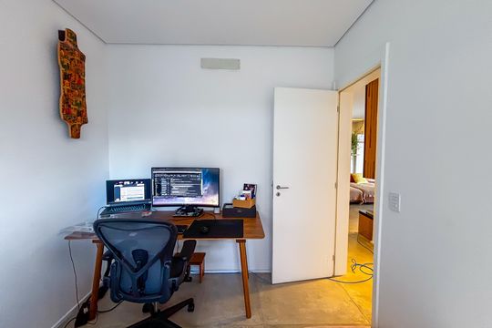 Apartamento à venda com 2 quartos, 131m² em Pinheiros, São Paulo
