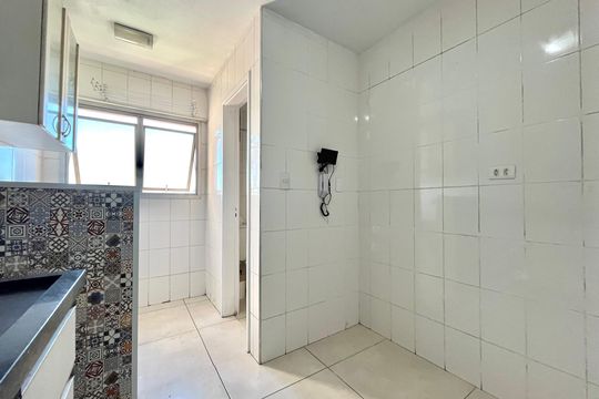 Cozinha de apartamento à venda com 2 quartos, 53m² em Vila Santa Catarina, São Paulo