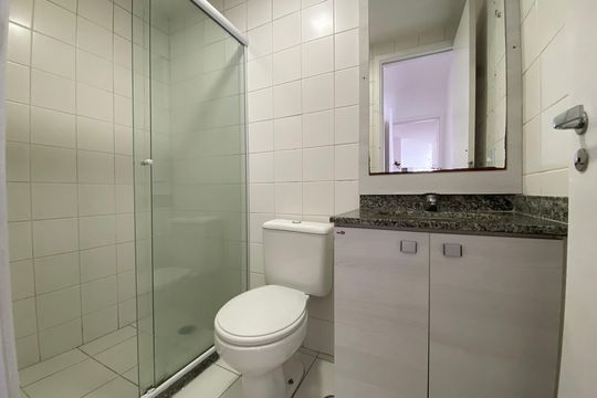 Quarto 1 - Banheiro de apartamento para alugar com 3 quartos, 68m² em Butantã, São Paulo