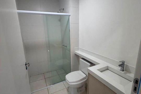 Banheiro de apartamento para alugar com 2 quartos, 54m² em Vila Rio Branco, Jundiaí