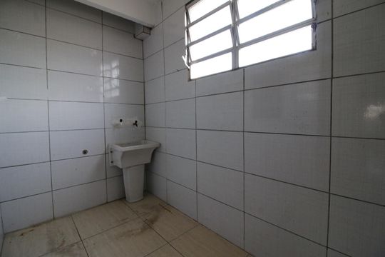 Área de Serviço de casa para alugar com 3 quartos, 86m² em Curicica, Rio de Janeiro
