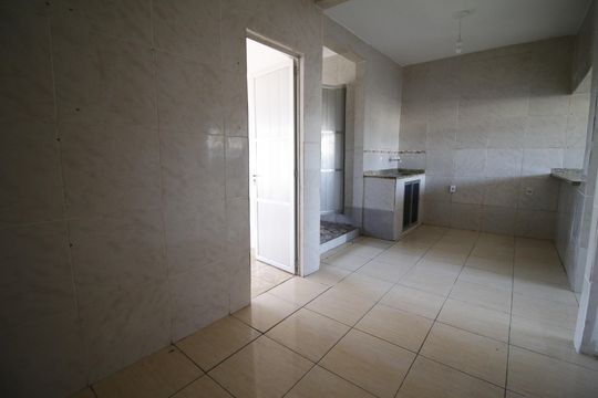 Cozinha de casa para alugar com 2 quartos, 86m² em Curicica, Rio de Janeiro