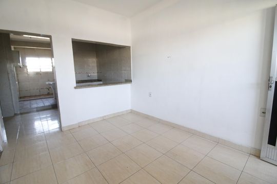 Sala de casa para alugar com 2 quartos, 86m² em Curicica, Rio de Janeiro