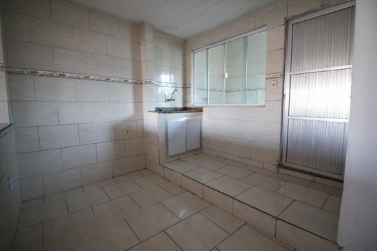 Cozinha de casa para alugar com 2 quartos, 86m² em Curicica, Rio de Janeiro