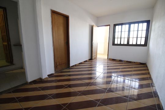 Sala de casa para alugar com 2 quartos, 86m² em Curicica, Rio de Janeiro