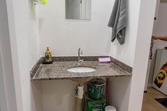 Banheiro de apartamento para alugar com 2 quartos, 34m² em Parque Bristol, São Bernardo do Campo