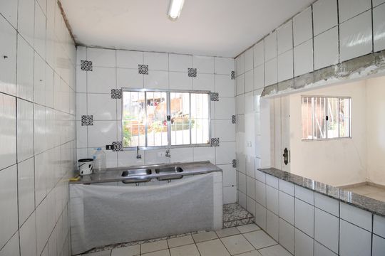 Cozinha de casa para alugar com 2 quartos, 40m² em Conjunto Habitacional Sitio Conceicao, São Paulo