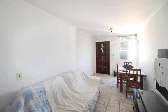 Apartamento à venda com 2 quartos, 56m² em Conjunto Residencial José Bonifácio, São Paulo