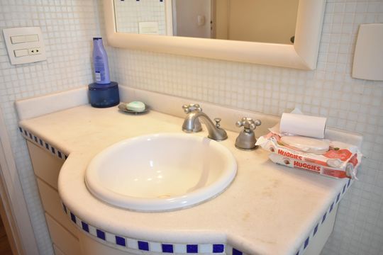 Banheiro Social de apartamento à venda com 5 quartos, 150m² em Vila da Saúde, São Paulo