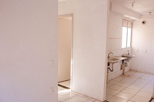 Sala de apartamento para alugar com 2 quartos, 50m² em Guaratiba, Rio de Janeiro