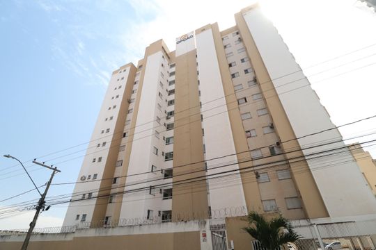 Plaquinha de apartamento para alugar com 2 quartos, 52m² em Osvaldo Rezende, Uberlândia