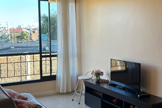 Sala de apartamento para alugar com 2 quartos, 55m² em São Geraldo, Porto Alegre