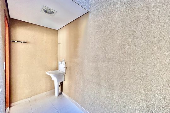 Lavanderia de casa para alugar com 2 quartos, 51m² em Chácara Mafalda, São Paulo