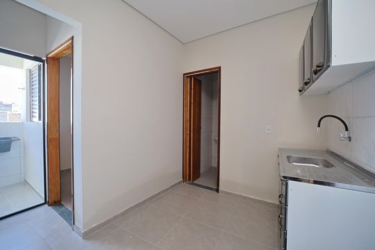 Sala/Cozinha de apartamento para alugar com 2 quartos, 39m² em Vila Dalila, São Paulo