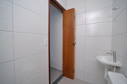 Banheiro de apartamento para alugar com 2 quartos, 39m² em Vila Dalila, São Paulo