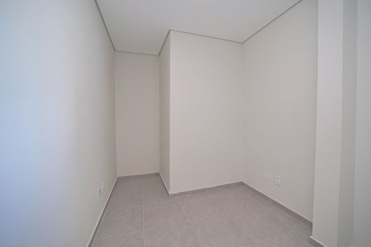 Quarto 2 de apartamento para alugar com 2 quartos, 39m² em Vila Dalila, São Paulo