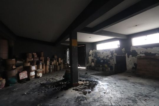 Garagem de casa à venda com 4 quartos, 360m² em Vila Canero, São Paulo