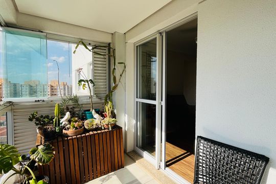 Apartamento à venda com 2 quartos, 64m² em Taquaral, Campinas