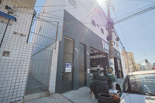 Fachada de apartamento para alugar com 2 quartos, 32m² em Vila Dalila, São Paulo