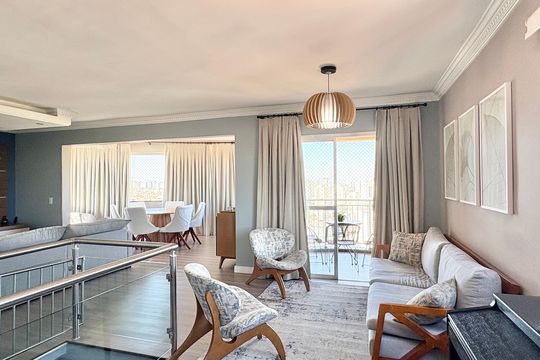 Apartamento à venda com 3 quartos, 180m² em Vila Palmeiras, São Paulo