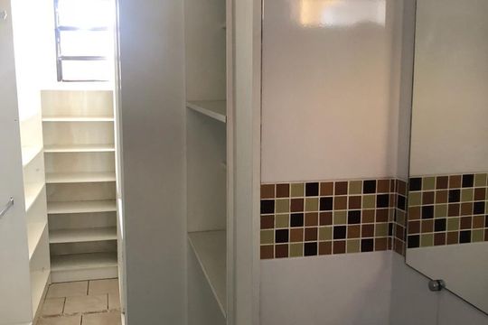 Banheiro de apartamento para alugar com 2 quartos, 63m² em Centro, Nilópolis