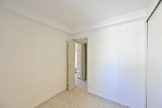 Quarto 2 de apartamento para alugar com 2 quartos, 65m² em Chácara Inglesa, São Paulo