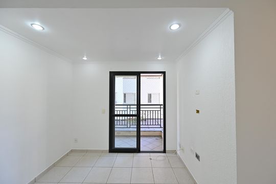 Sala de apartamento para alugar com 2 quartos, 65m² em Chácara Inglesa, São Paulo
