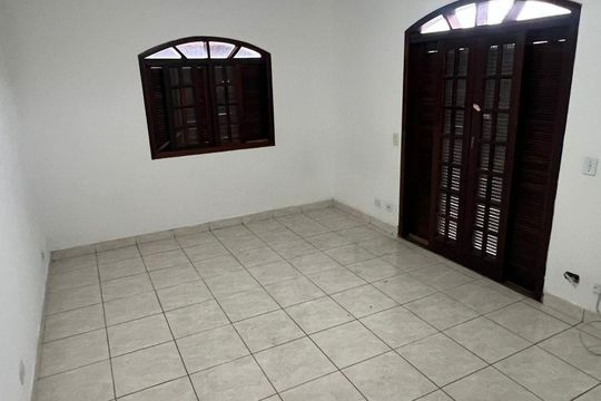 Quarto de casa à venda com 4 quartos, 250m² em Jardim Helena, São Paulo