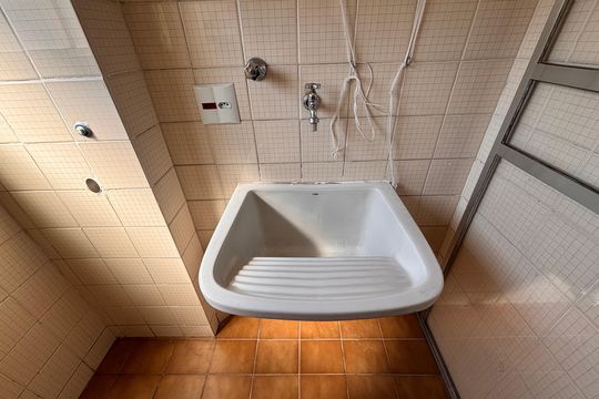 Área de Serviço de apartamento para alugar com 2 quartos, 77m² em Vila Nova Conceição, São Paulo
