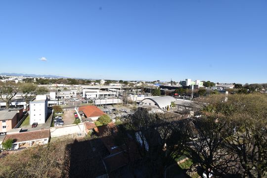 Vista do terraço de kitnet/studio para alugar com 1 quarto, 27m² em Tarumã, Pinhais